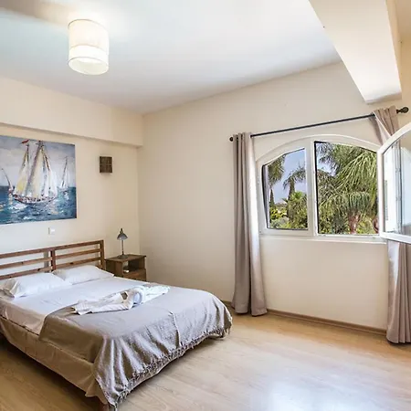 Picture Relaxing Beside Your Private Pool In Reading Your Favourite Book, 1252 Villa *